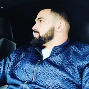 Meet your Posher, Manuchar